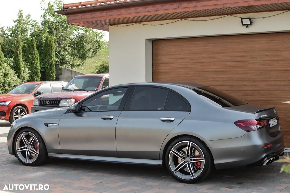 Mercedes-Benz E AMG 63 S 4Matic+ AMG Speedshift MCT-9G - 8