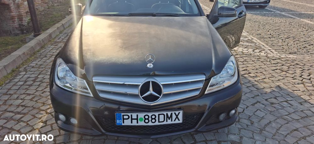 Mercedes-Benz C 220 CDI DPF BlueEFFICIENCY - 9