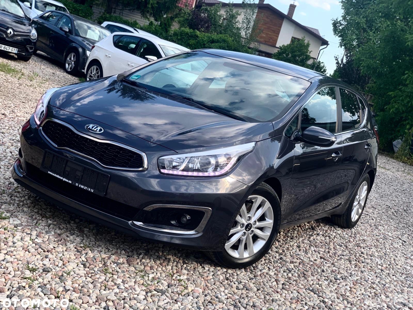 Kia Ceed 1.6 GDI DCT SW Platinum Edition - 1