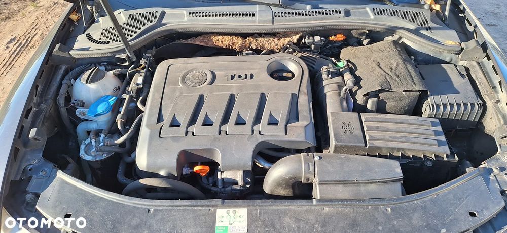 Skoda Superb 2.0 TDI Elegance DSG - 18