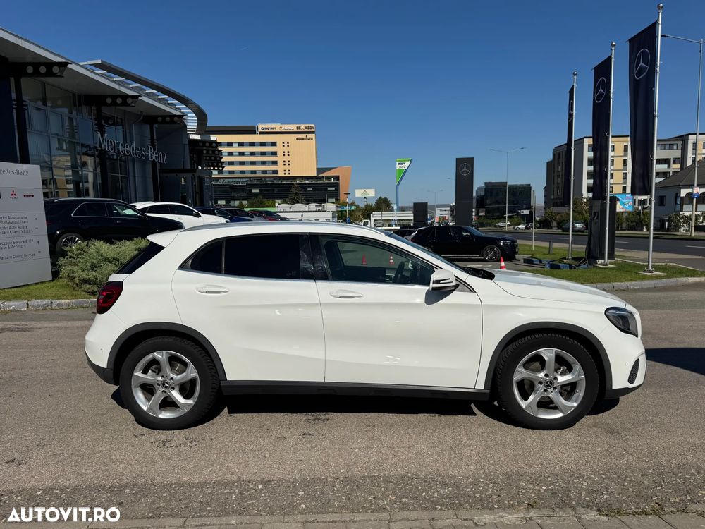 Mercedes-Benz GLA 180 7G-DCT UrbanStyle Edition - 16