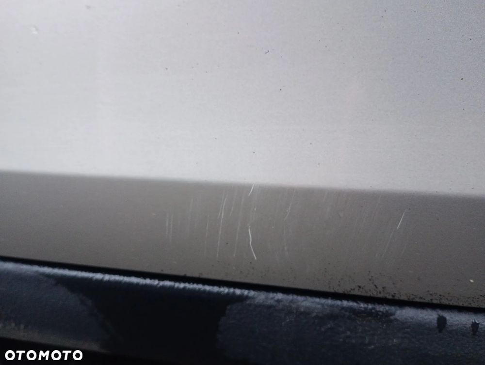 SKODA ROOMSTER 9202 drzwi prawe tylne prawy tył - 4