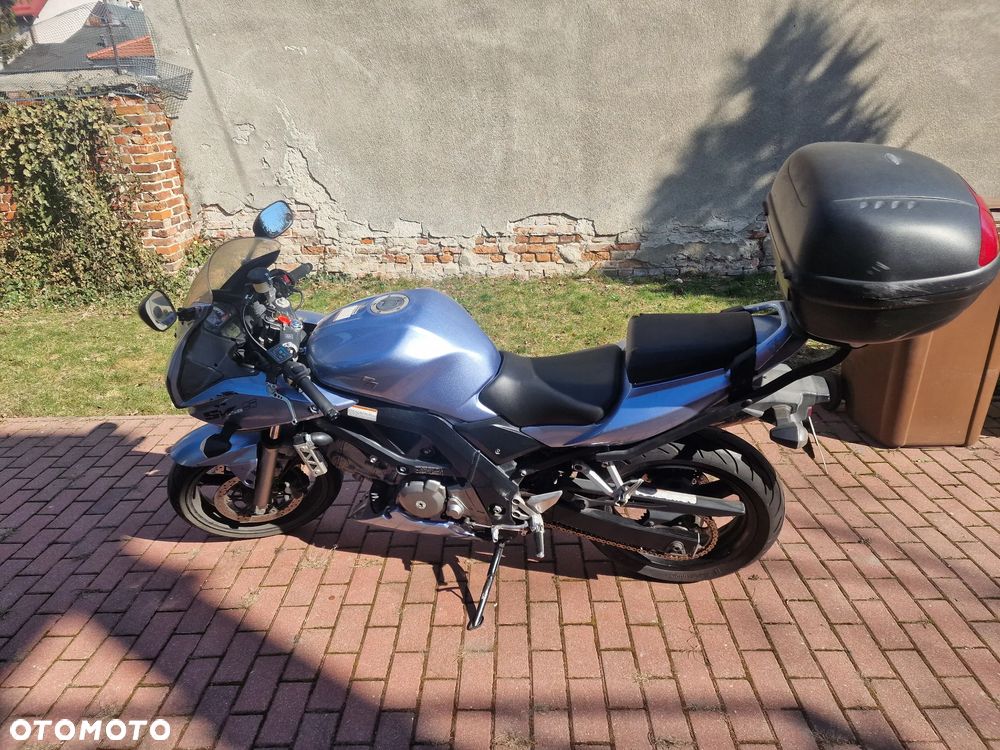 Suzuki SV - 1