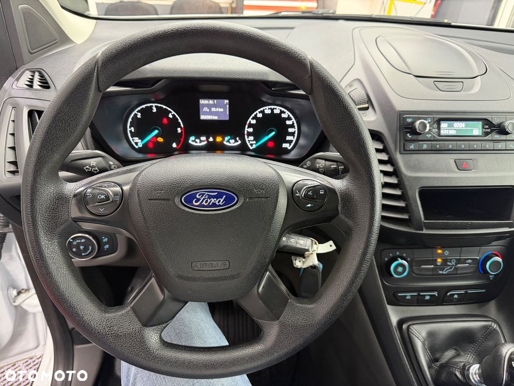 Ford Transit Connect Long L2 - 17