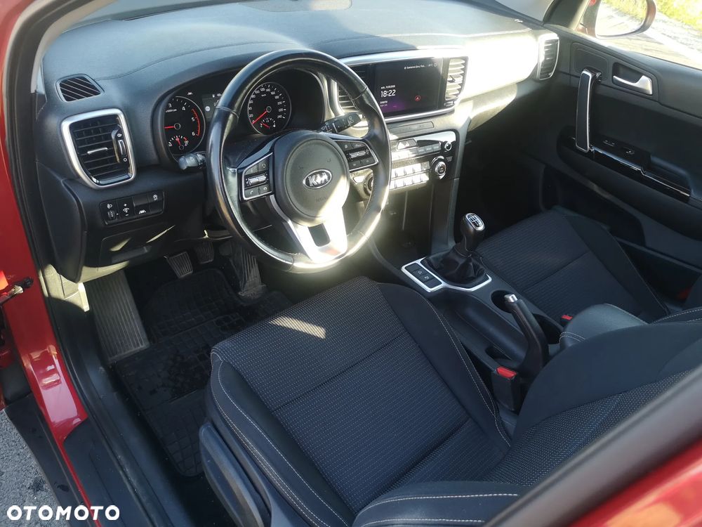 Kia Sportage 1.6 CRDI 2WD Eco-Dynamics+ (48V M-H) Black Edition - 9