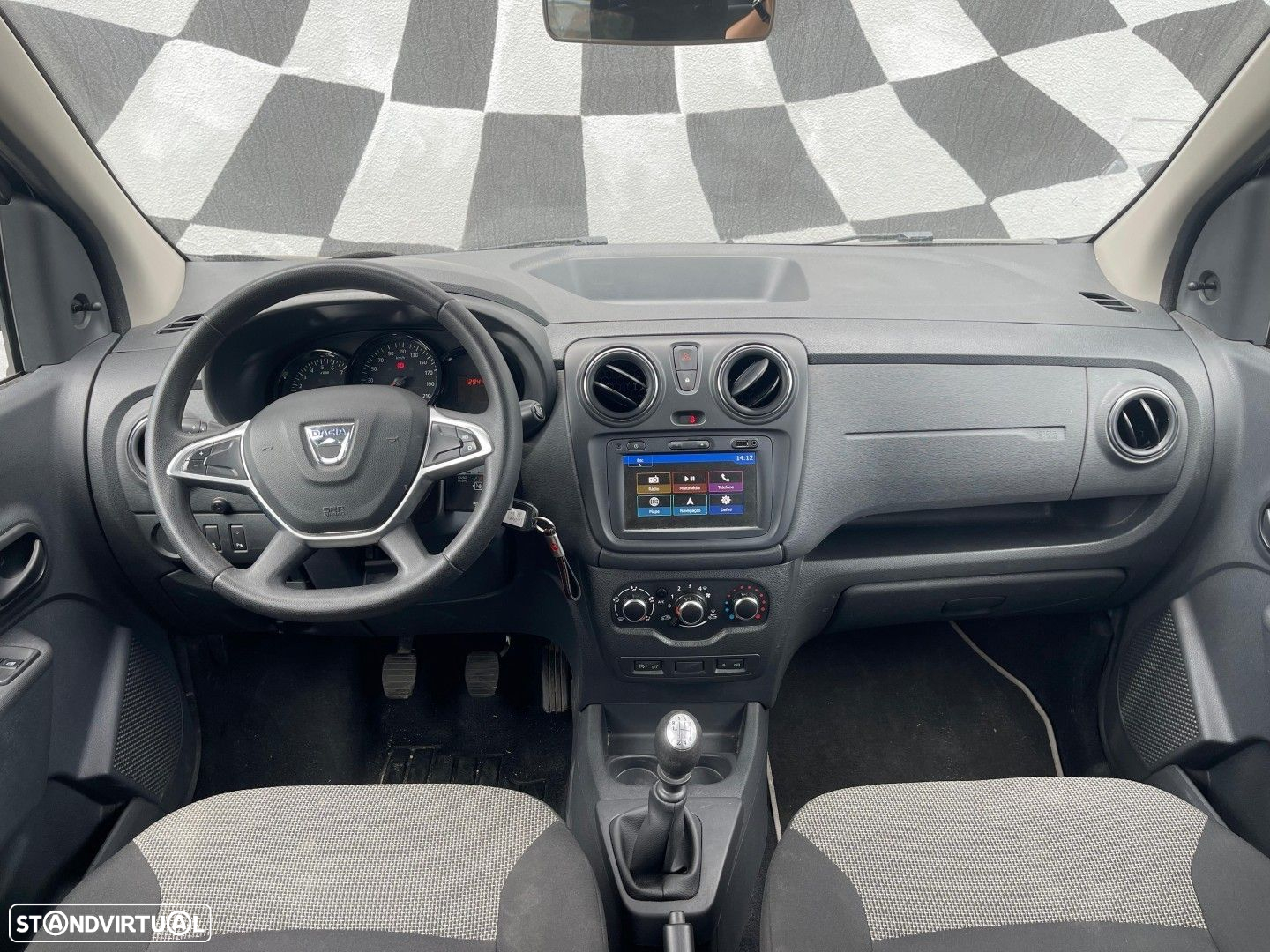 Dacia Lodgy 1.5 Blue dCi Stepway 7L - 2