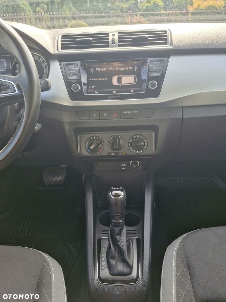 Skoda Fabia 1.0 TSI Ambition DSG - 19