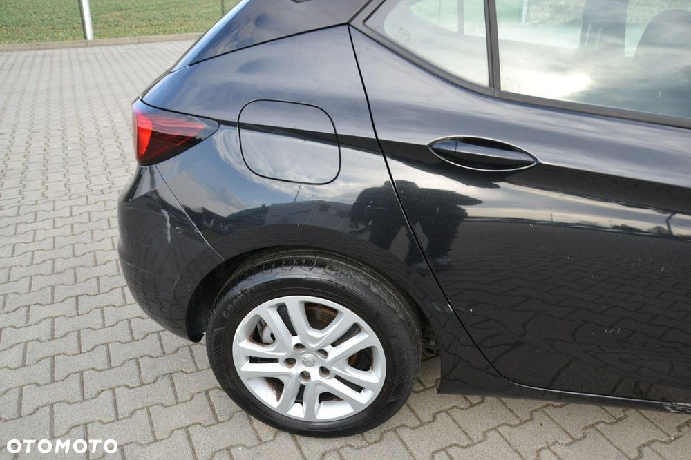 Opel Astra - 10