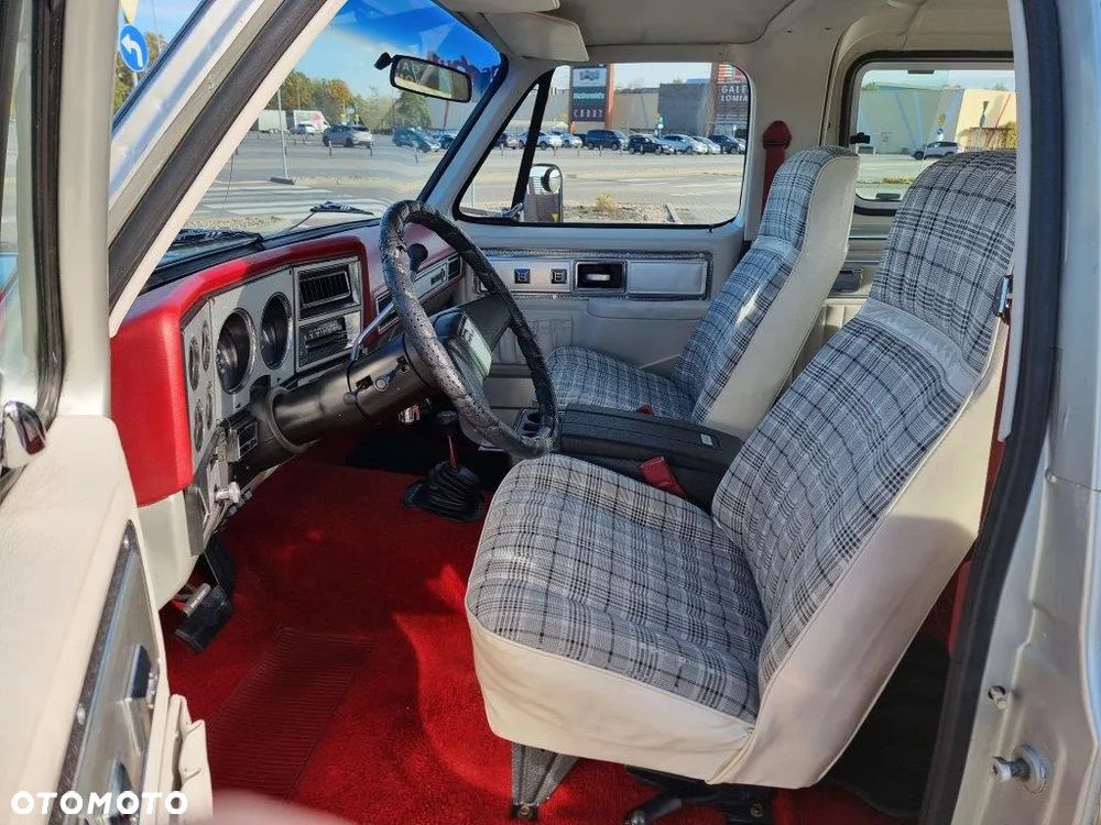 Chevrolet Blazer - 8