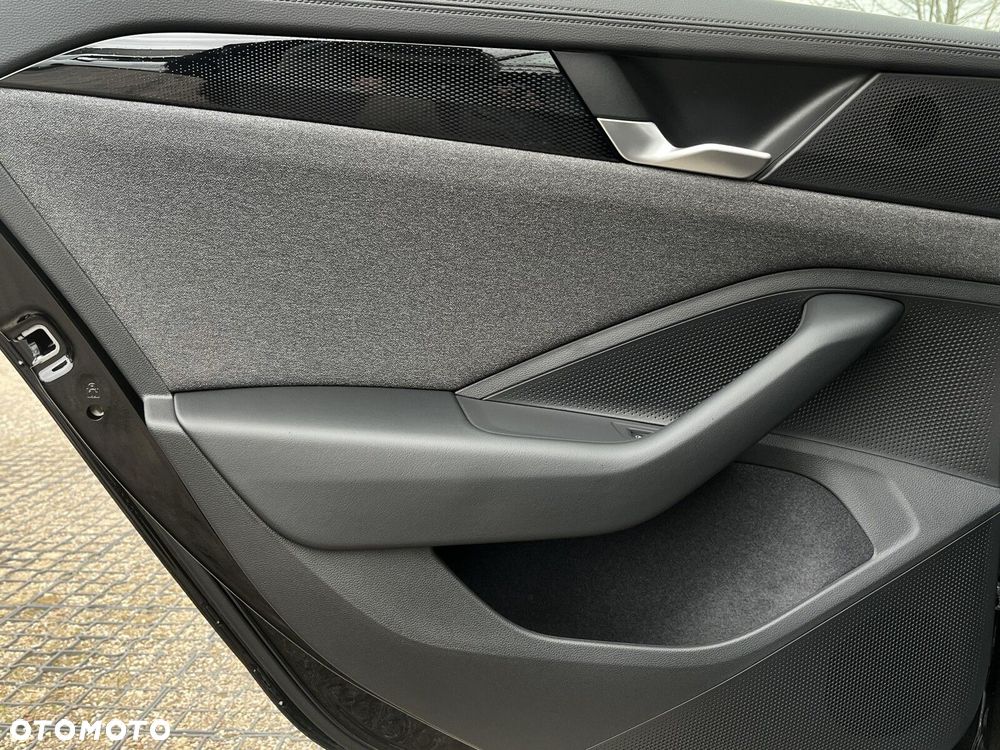 Volkswagen Passat - 17