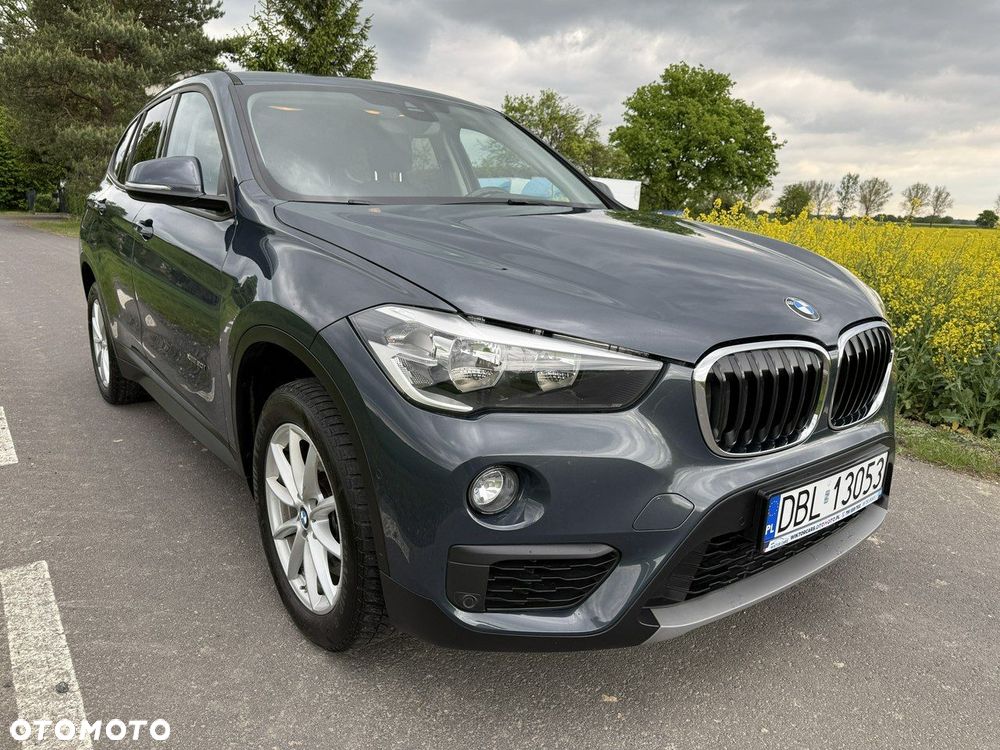 BMW X1 xDrive20i Advantage - 36
