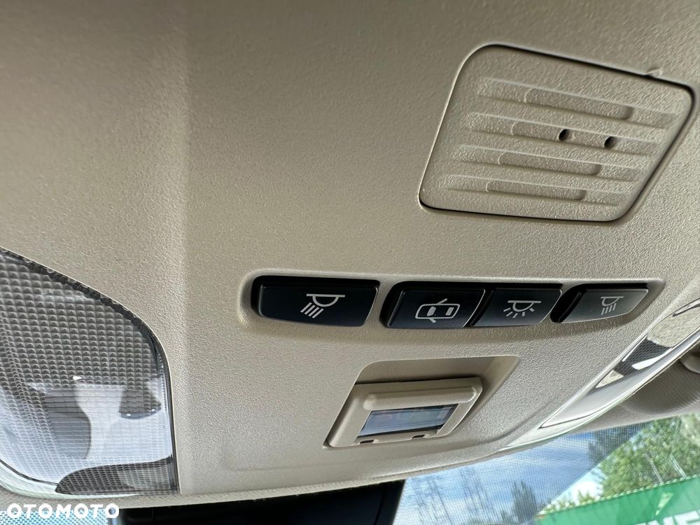 Toyota Corolla - 16