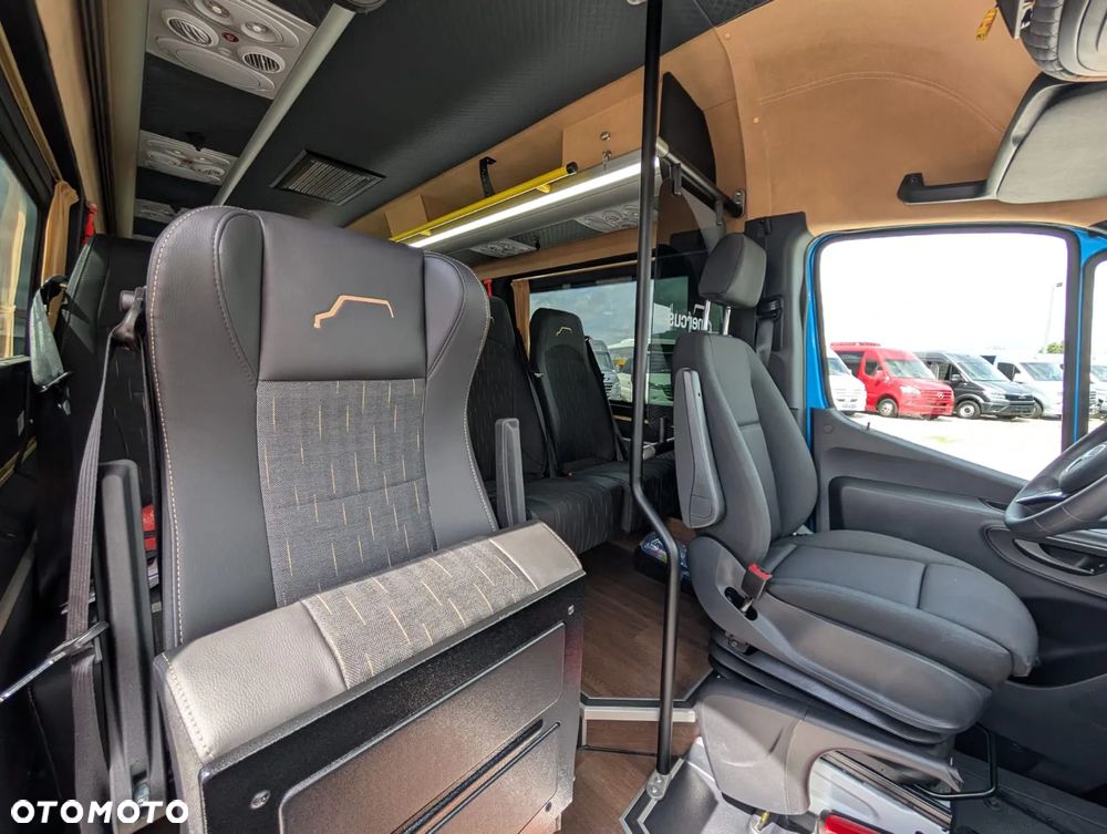 Mercedes-Benz Sprinter 517 - 15