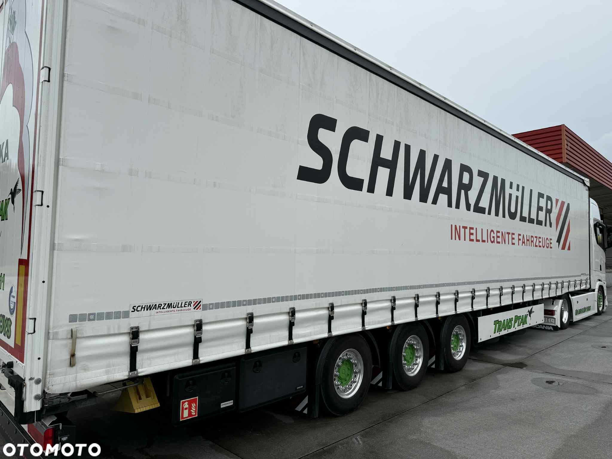 Schwarzmuller Naczepą Schwarzmuller Mega - 1