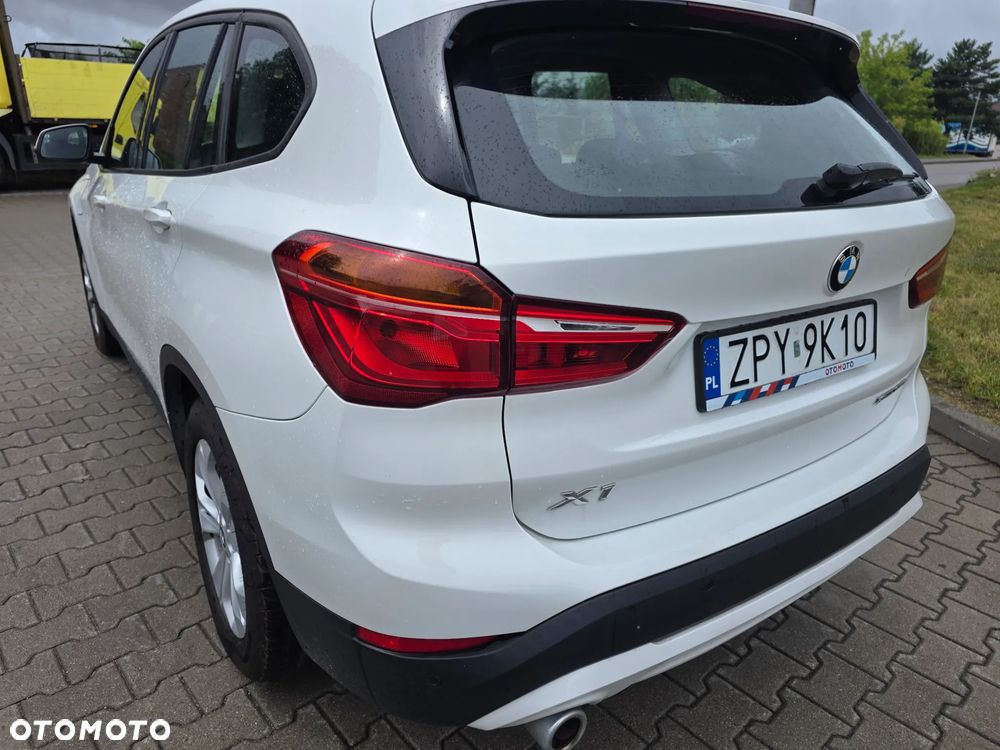 BMW X1 xDrive25e Advantage - 9