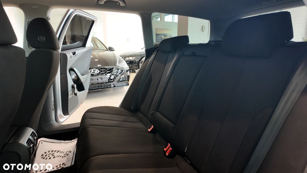 Volkswagen Passat 1.4 TSI Comfortline - 32