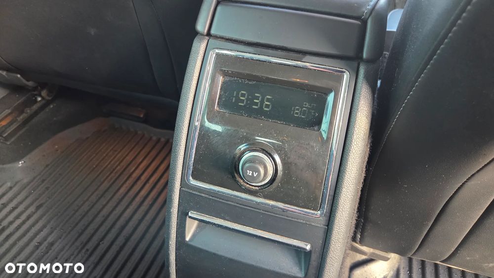 Skoda Superb 2.0 TDI DSG Elegance - 10
