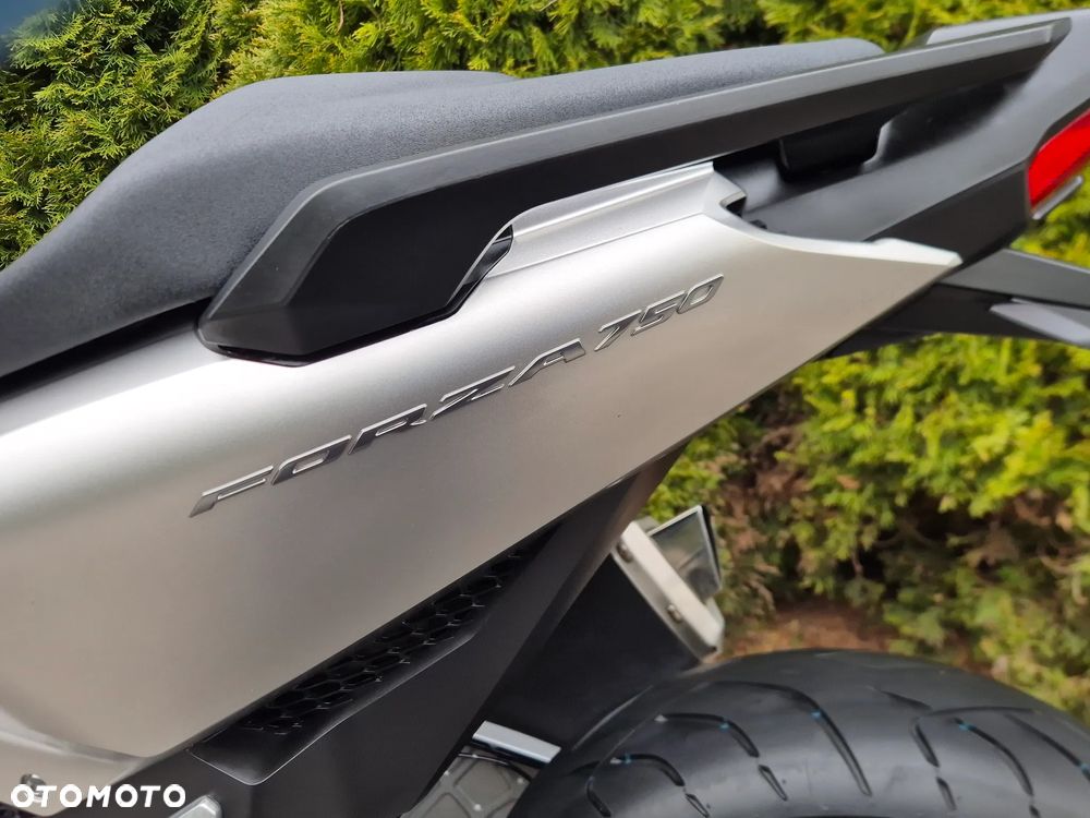 Honda NC - 27