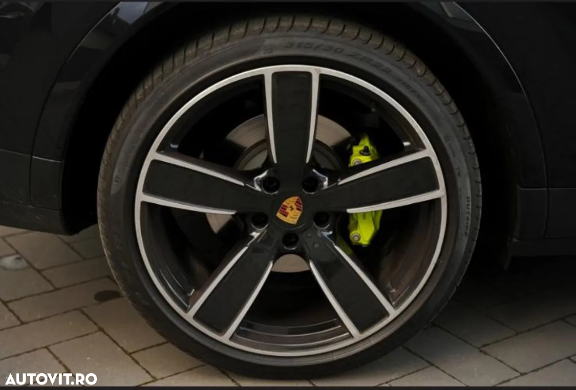 Porsche Cayenne Coupe - 9