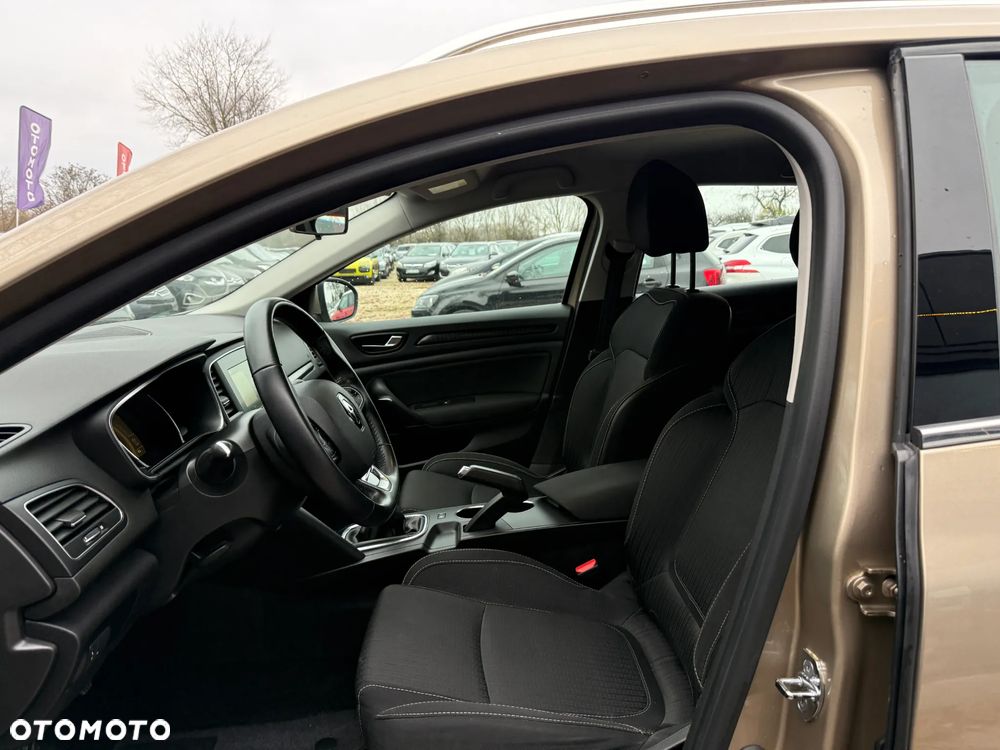 Renault Megane 1.5 Blue dCi Business - 21