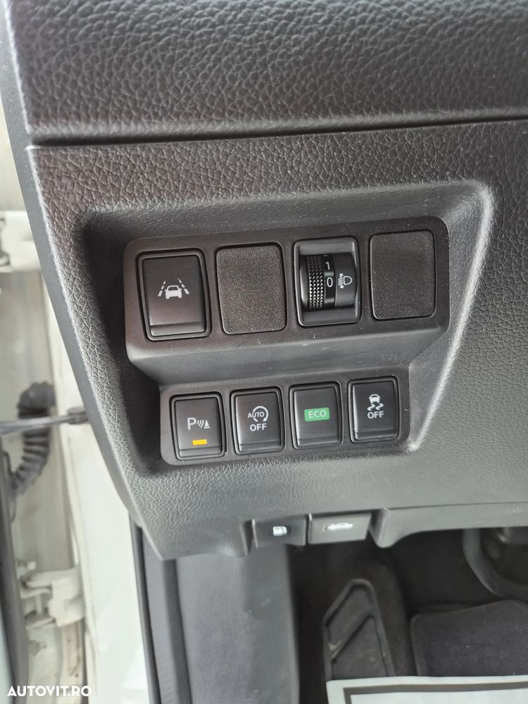 Nissan Qashqai 1.6 DCI Xtronic TEKNA - 13