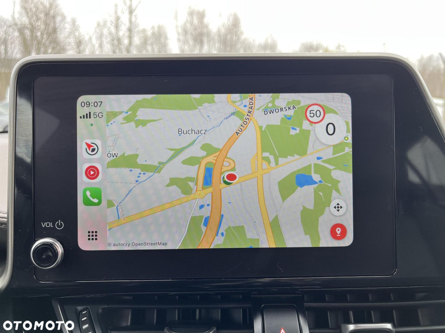 Toyota C-HR 2.0 Hybrid Executive - 13