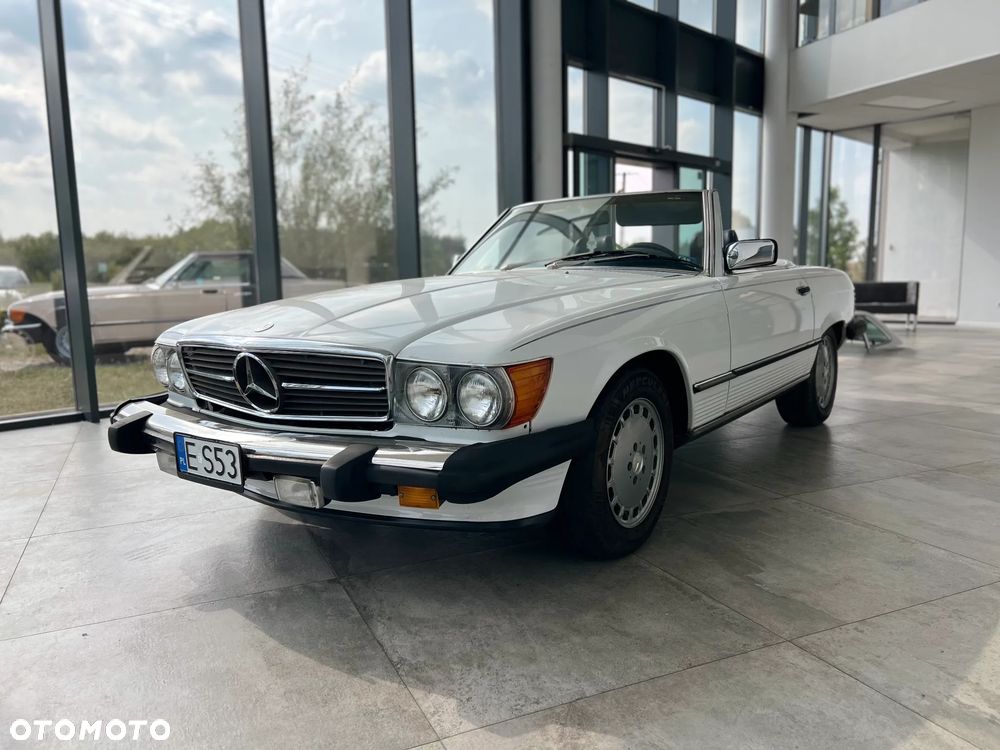 Mercedes-Benz SL - 1