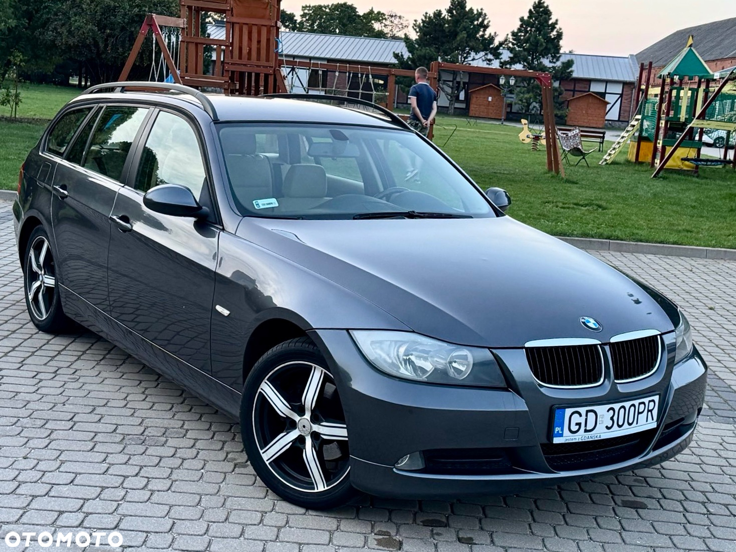 BMW Seria 3 320i - 3