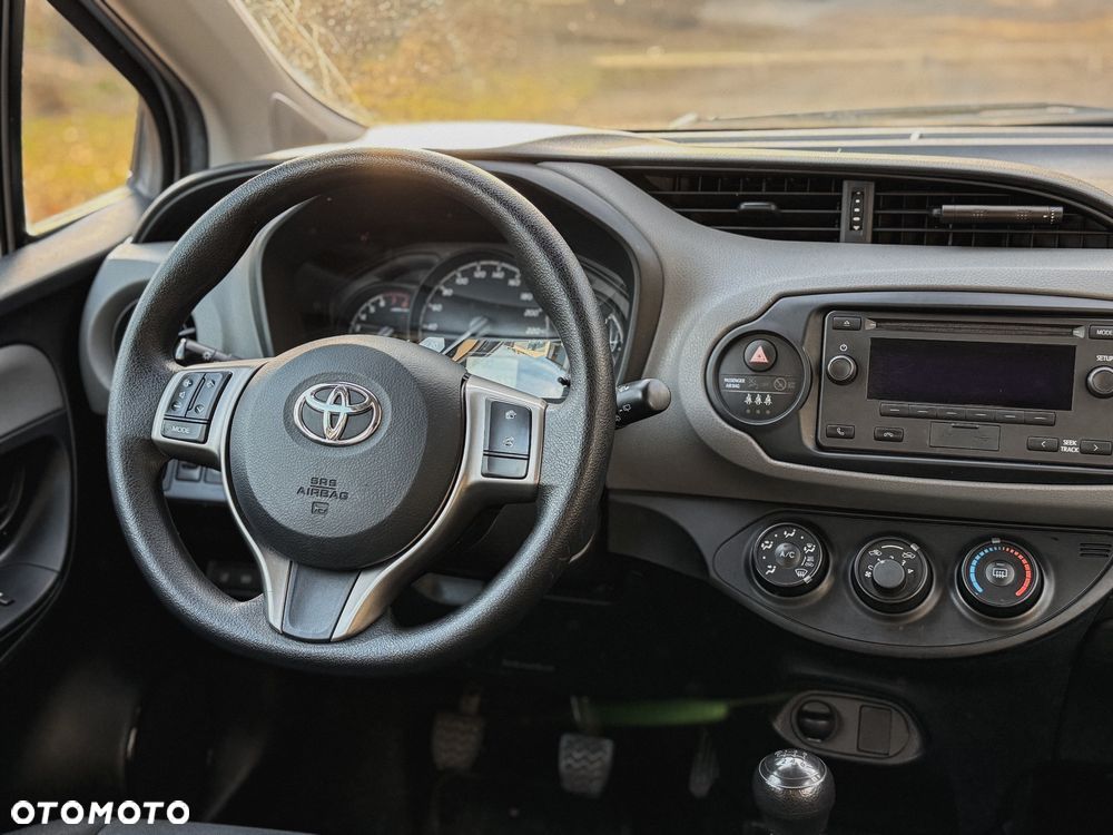 Toyota Yaris 1.5 Active - 16