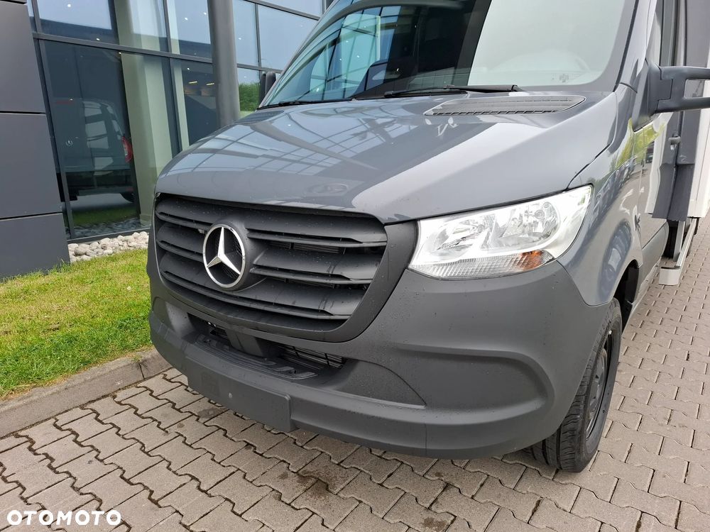 Mercedes-Benz Sprinter 317 CDI Podwozie 4325 mm - Kontener 8 EP - 8