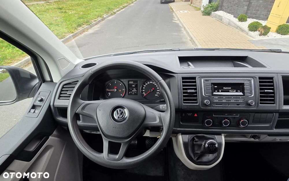 Volkswagen Transporter - 16