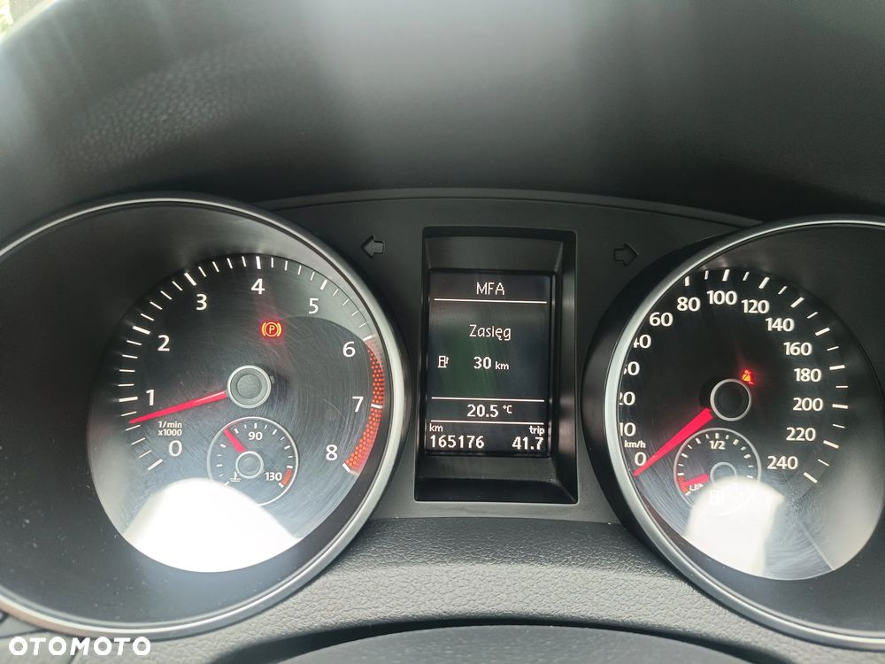 Volkswagen Golf 1.4 TSI Highline - 32