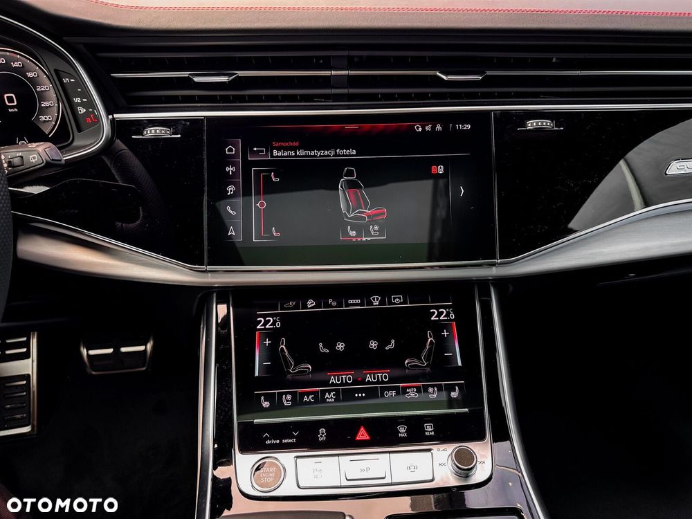 Audi Q8 - 32