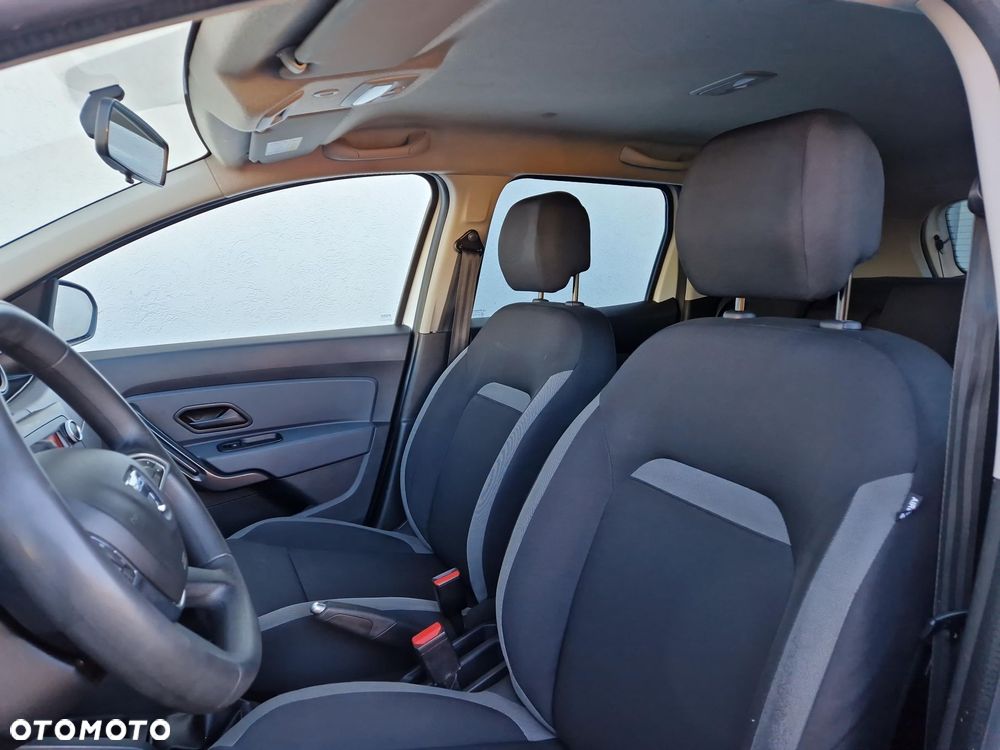 Dacia Duster 1.0 TCe Essential - 11
