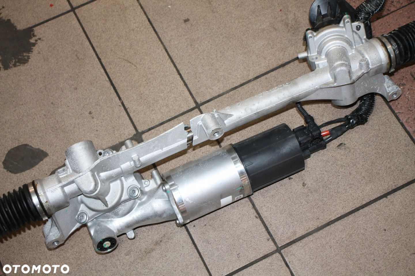 VOLVO XC40 MAGLOWNICA PRZEKŁADNIA KIEROWNICZA 32373201 - 4