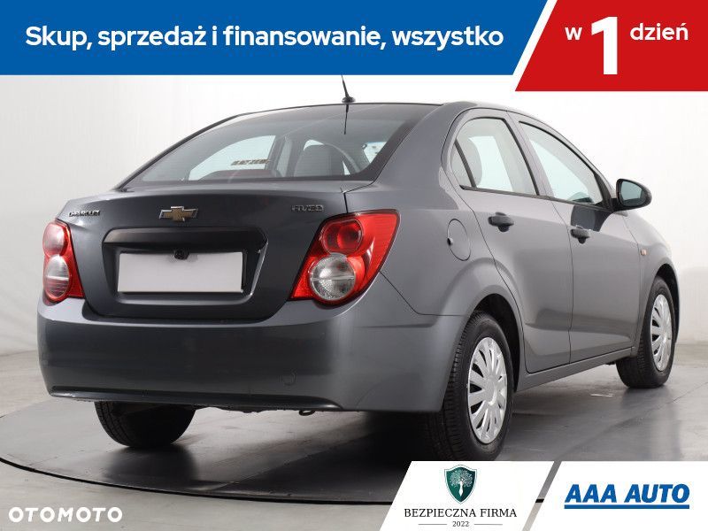 Chevrolet Aveo - 6