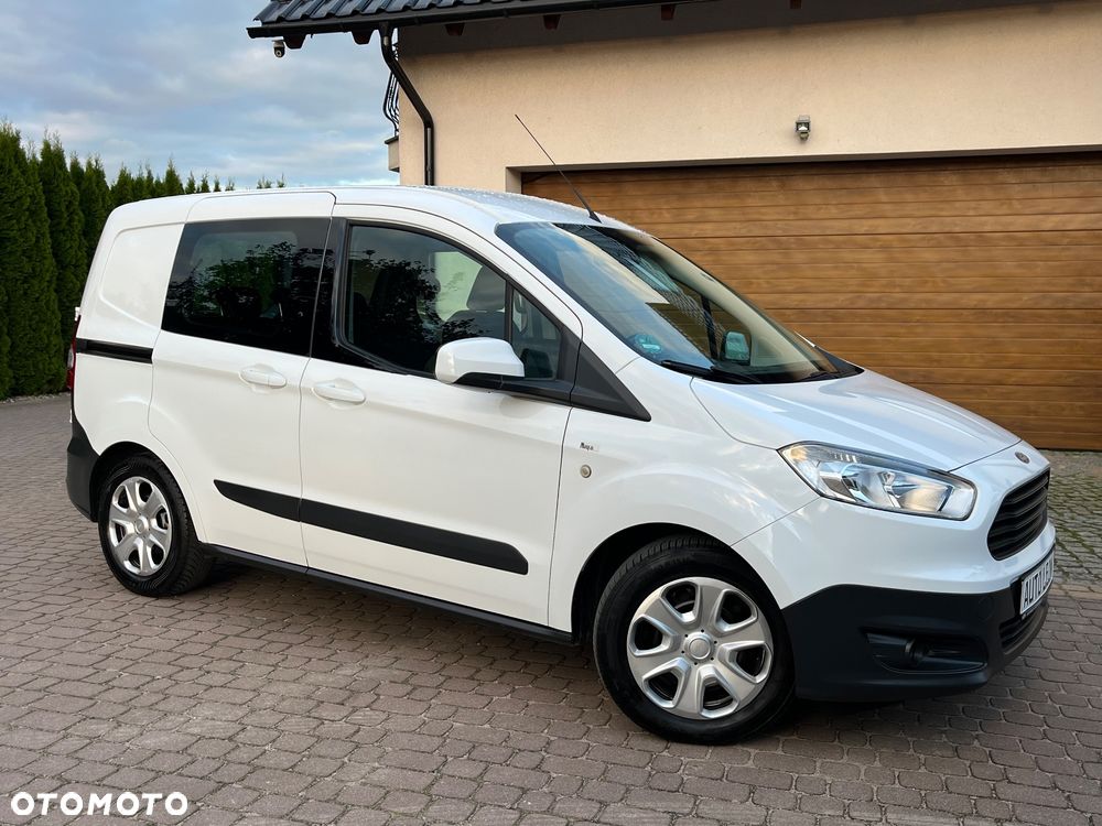 Ford Transit Courier - 5
