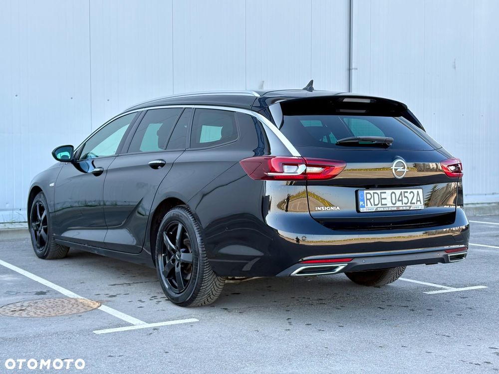 Opel Insignia 2.0 BiTurbo D 4x4 Automatik Business Innovation - 9