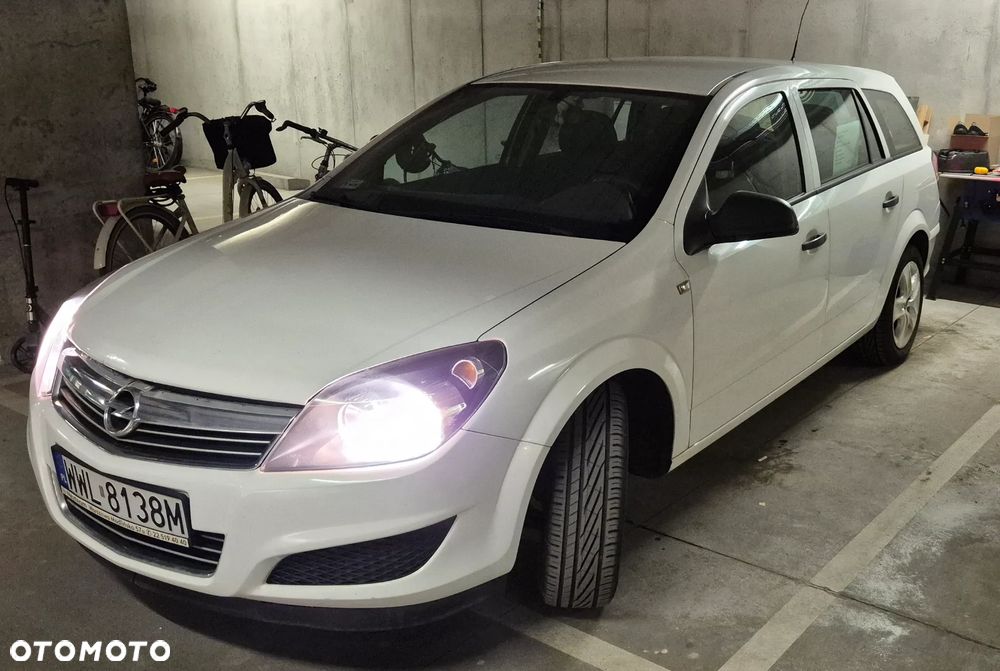 Opel Astra 1.6 EU5 - 1