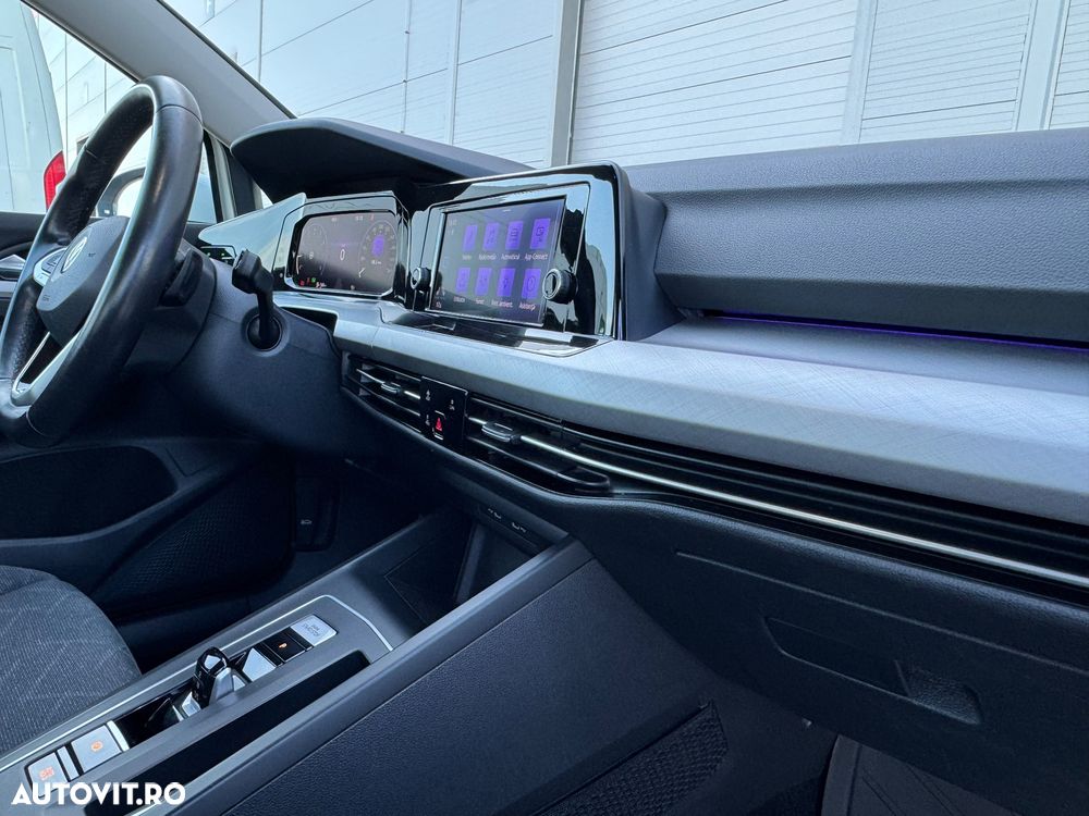 Volkswagen Golf 1.5 eTSI MHEV 150CP DSG Life - 2