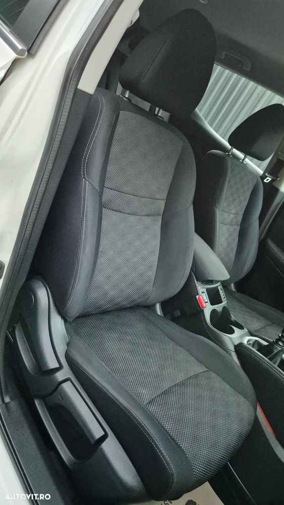 Nissan Qashqai 1.5 DCI N-Connecta - 7