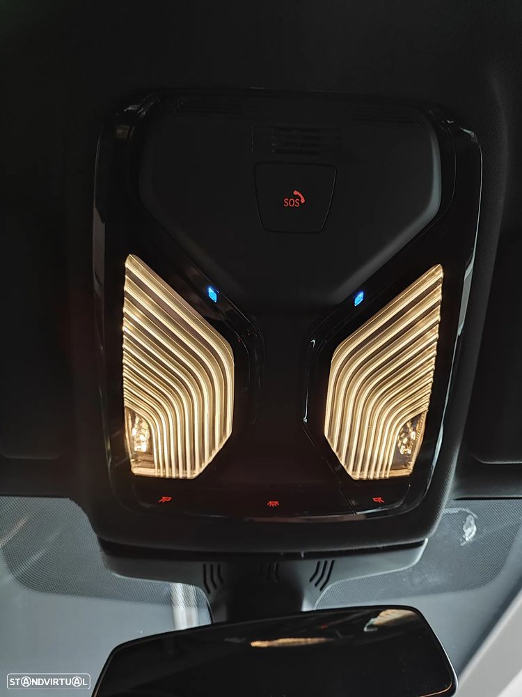 BMW 530 e Pack M - 35