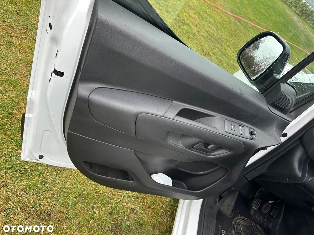 Citroën Berlingo MPV XL BlueHDi 100 LIVE PACK - 9