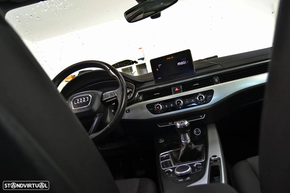 Audi A4 Avant 2.0 TDI - 15