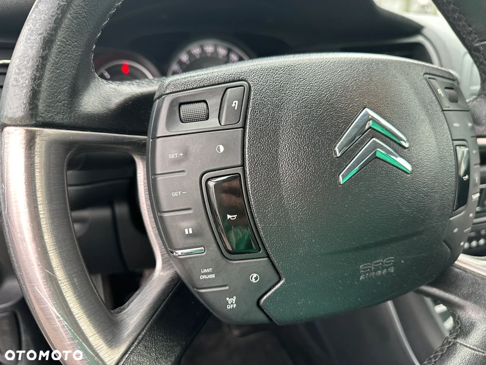 Citroën C5 HDi 140 FAP Exclusive - 28
