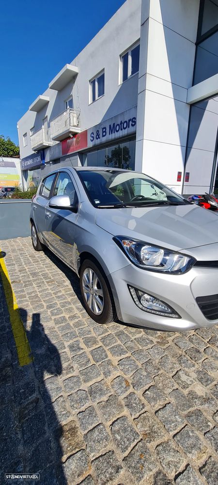 Hyundai i20 1.1 CRDi One - 3