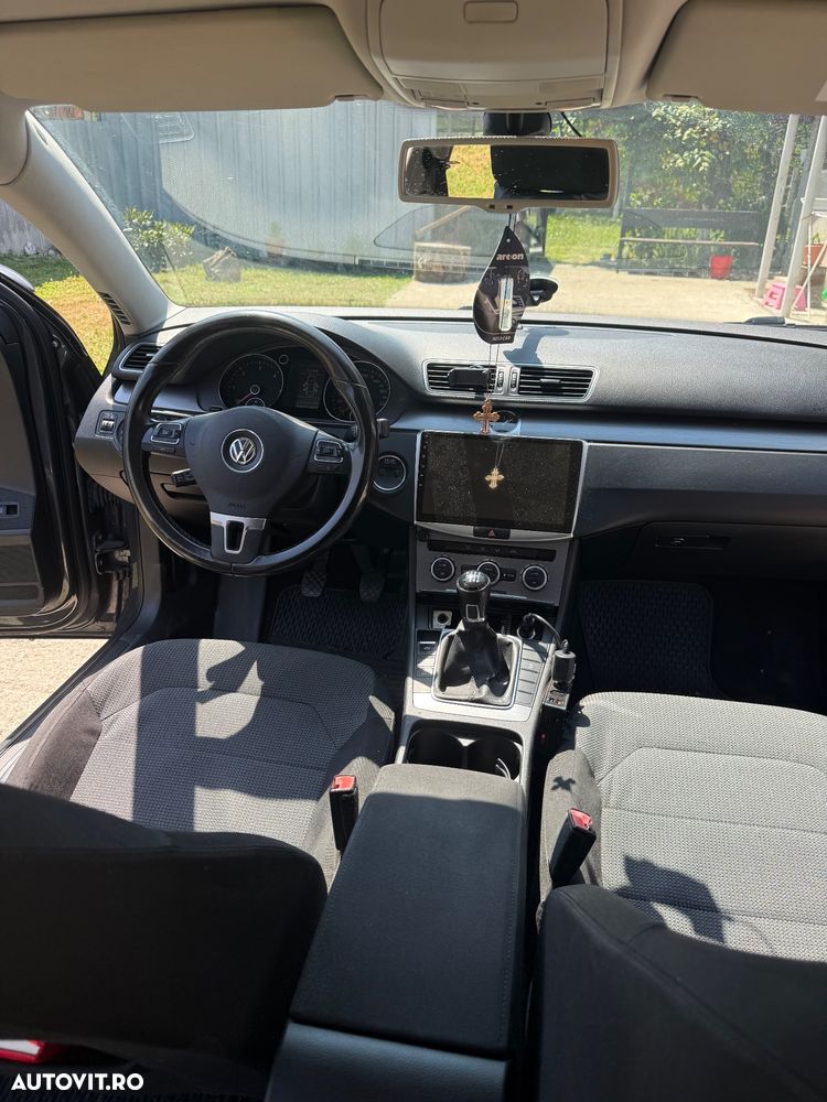Volkswagen Passat 2.0 TDI Blue TDI Highline - 5