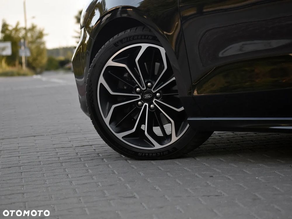 Ford Focus - 11