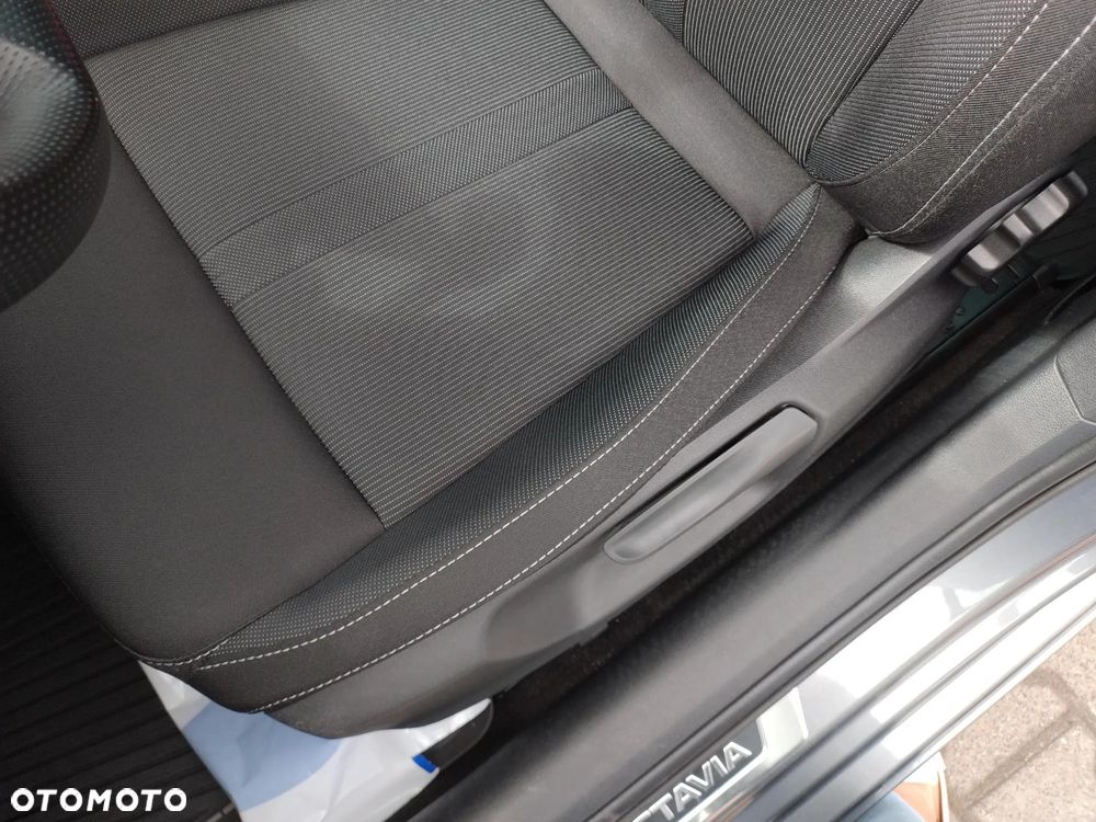 Skoda Octavia 1.5 TSI e-Tec Sportline DSG - 13