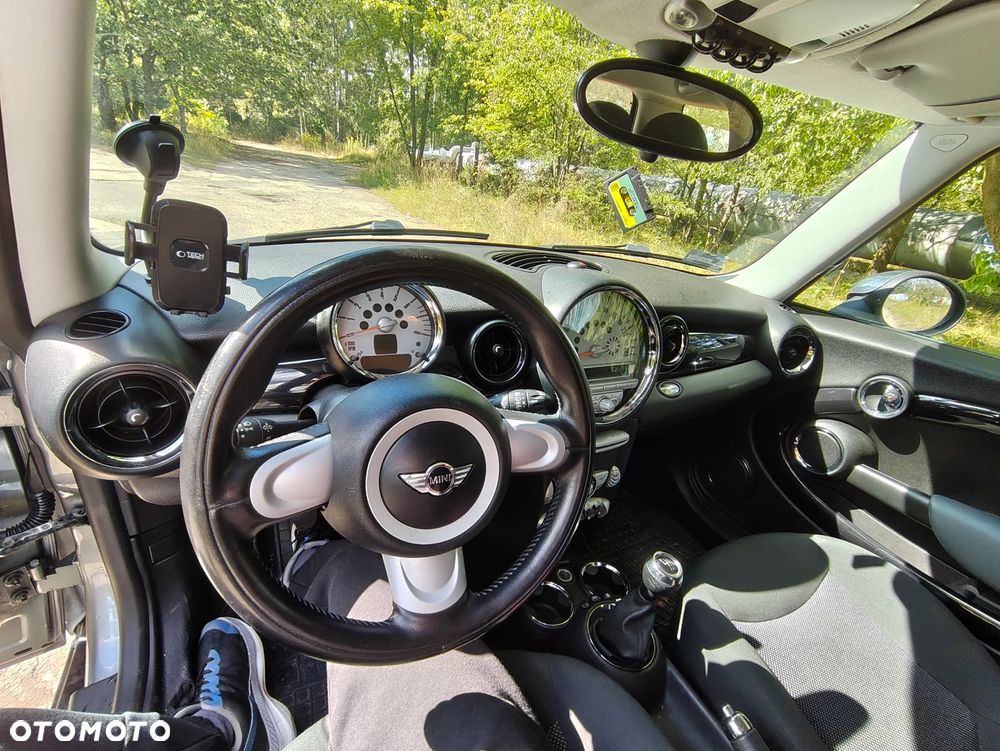 MINI ONE Standard - 16